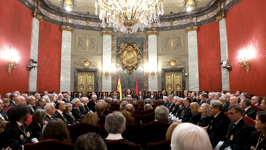 La presidenta del Tribunal de Cuentas asiste al acto de apertura del Año Judicial 2026-2027