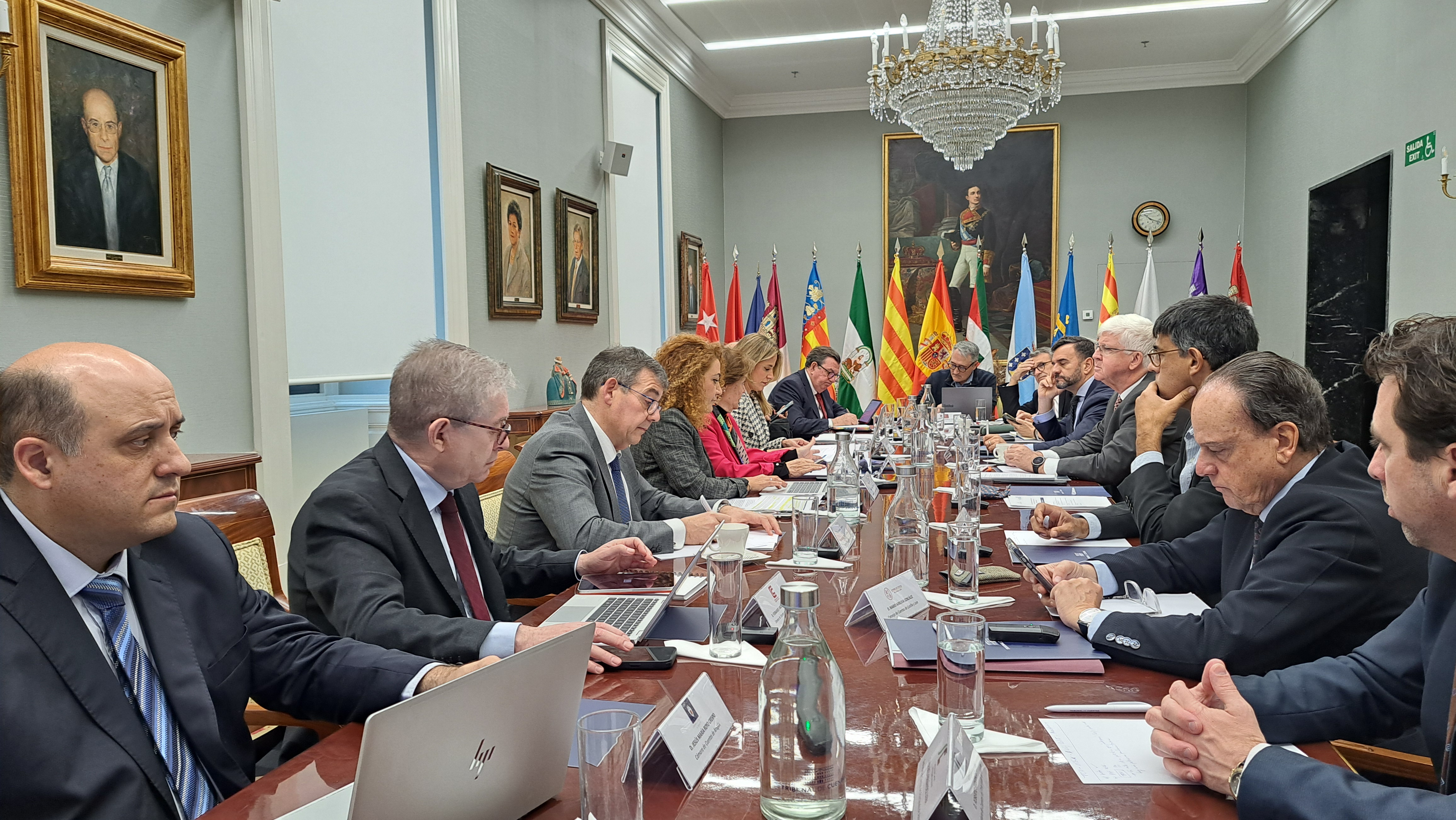 El Tribunal de Cuentas y los órganos de control externo autonómicos crean un grupo de trabajo para reforzar el análisis de las cuentas anuales del sector público El Tribunal de Cuentas y los órganos de control externo autonómicos crean un grupo de trabajo para reforzar el análisis de las cuentas anuales del sector público