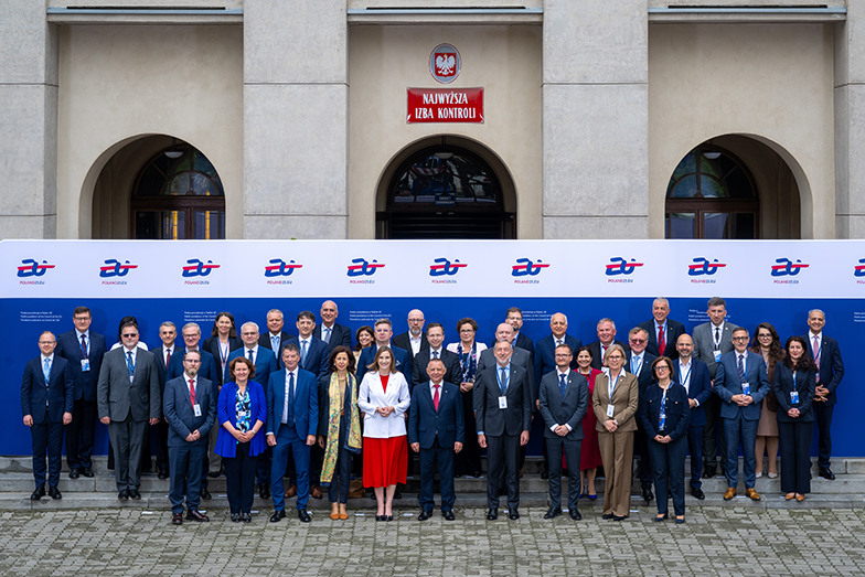 Las Entidades Fiscalizadoras Superiores de la UE reflexionan sobre seguridad y defensa en el Foro de Alto Nivel celebrado en Varsovia Las Entidades Fiscalizadoras Superiores de la UE reflexionan sobre seguridad y defensa en el Foro de Alto Nivel celebrado en Varsovia