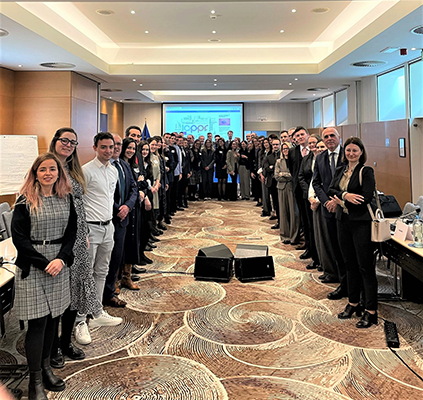 El Tribunal de Cuentas participa en la reunión anual entre los supervisores de las cuentas de los partidos políticos de la UE El Tribunal de Cuentas participa en la reunión anual entre los supervisores de las cuentas de los partidos políticos de la UE