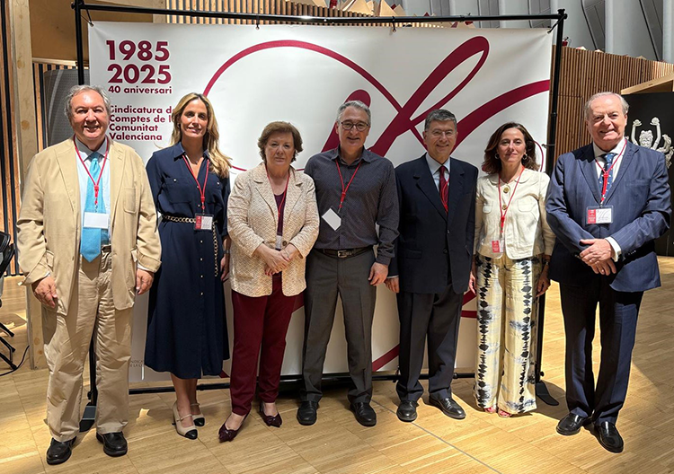 El Tribunal de Cuentas celebra la trayectoria de la Sindicatura de Comptes en su 40 aniversario El Tribunal de Cuentas celebra la trayectoria de la Sindicatura de Comptes en su 40 aniversario