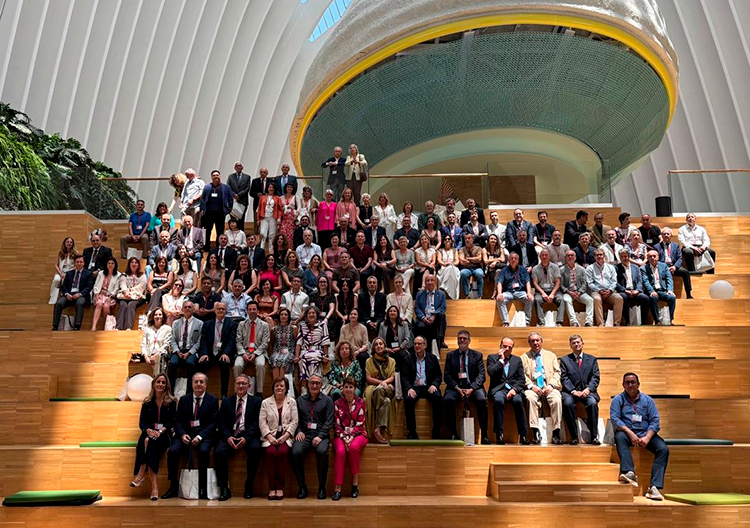 El Tribunal de Cuentas celebra la trayectoria de la Sindicatura de Comptes en su 40 aniversario El Tribunal de Cuentas celebra la trayectoria de la Sindicatura de Comptes en su 40 aniversario
