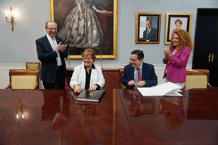 Firma de convenio de colaboración con el Instituto Rui Barbosa de Brasil Firma de convenio de colaboración con el Instituto Rui Barbosa de Brasil